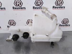 Used Front windscreen washer reservoir Daihatsu Cuore (L251/271/276) 1.0 12V DVVT Price € 25,00 Margin scheme offered by Autorecycling Reuvers B.V.