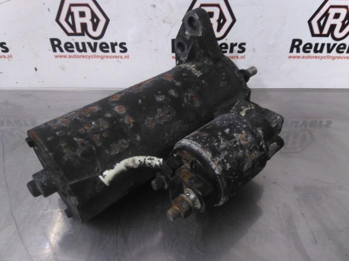 Gebrauchte Anlasser Volkswagen Golf II (19E) 1.6 CLD,GLD Preis € 30,00 Margenregelung angeboten von Autorecycling Reuvers B.V.