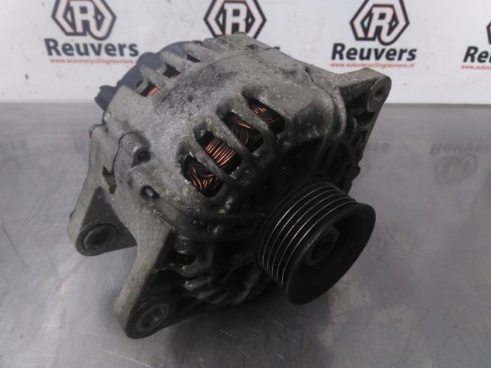 Begagnade Dynamo Kia Cee'd (EDB5) 1.4 CVVT 16V Pris € 35,00 Marginaltabell erbjuds av Autorecycling Reuvers B.V.