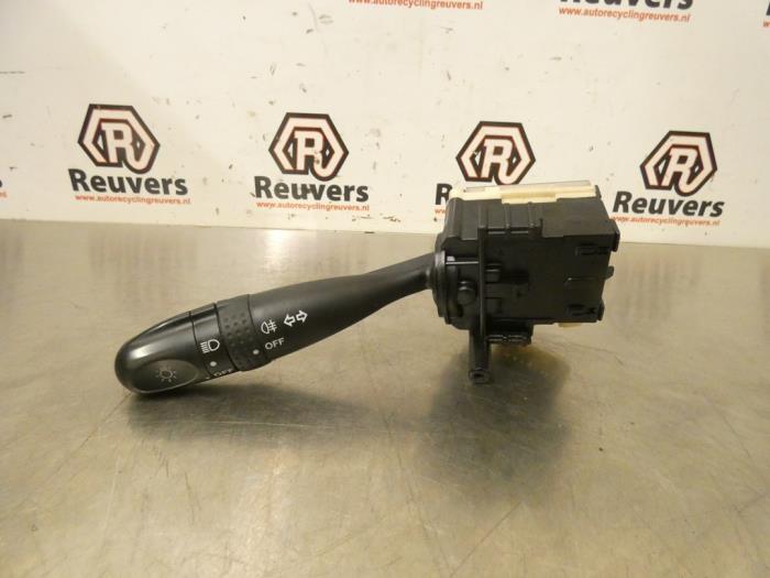 Indicator switch Suzuki Swift 1.5 VVT 16V - 3721062JA0 Indicator switch Suzuki Swift 1.5 VVT 16V - 3721062JA0