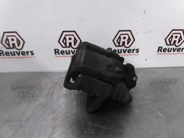Front brake calliper, left from a Mitsubishi Colt (Z2/Z3) 1.1 12V 2011