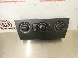 Used Heater control panel BMW 3 serie (E90) 318i 16V Price € 20,00 Margin scheme offered by Autorecycling Reuvers B.V.