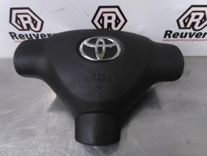 Używane Poduszka powietrzna lewa (kierownica) Toyota Aygo (B10) 1.0 12V VVT-i Cena € 50,00 Procedura marży oferowane przez Autorecycling Reuvers B.V.