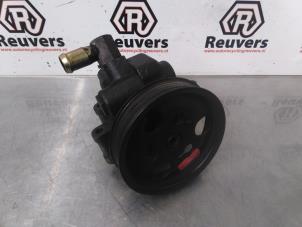 Used Power steering pump Ford Ka I 1.3i Price € 20,00 Margin scheme offered by Autorecycling Reuvers B.V.