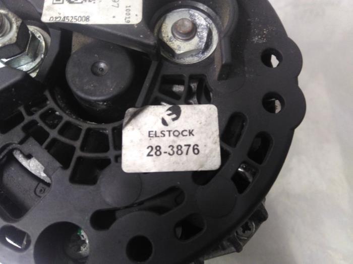 Dynamo d'un Audi A4 Avant (B7) 2.5 TDI V6 24V 2005