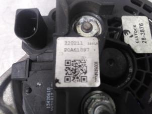 Dynamo d'un Audi A4 Avant (B7) 2.5 TDI V6 24V 2005