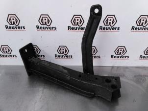 Used Chassis bar, front Fiat 500 (312) 1.2 69 Price € 30,00 Margin scheme offered by Autorecycling Reuvers B.V.