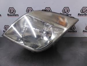 Used Headlight, left LDV Maxus 2.5 Cdi Price € 35,00 Margin scheme offered by Autorecycling Reuvers B.V.