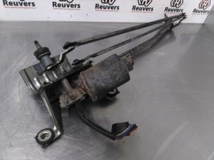 Used Wiper motor + mechanism LDV Maxus 2.5 Cdi Price € 35,00 Margin scheme offered by Autorecycling Reuvers B.V.