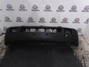 Used Front bumper LDV Maxus 2.5 Cdi Price € 75,00 Margin scheme offered by Autorecycling Reuvers B.V.