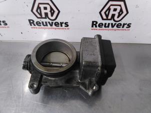 Used Throttle body Renault Clio II (BB/CB) 1.4 16V Price € 45,00 Margin scheme offered by Autorecycling Reuvers B.V.