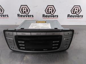 Used Radio CD player Peugeot 107 1.0 12V Price € 60,00 Margin scheme offered by Autorecycling Reuvers B.V.