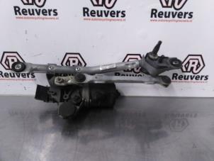 Used Wiper motor + mechanism Peugeot 107 1.0 12V Price € 30,00 Margin scheme offered by Autorecycling Reuvers B.V.