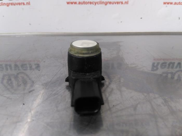 PDC Sensor van een Opel Ampera 1.4 16V 2013