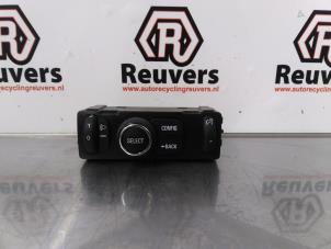 Usados Interruptor de luz Opel Ampera 1.4 16V Precio € 20,00 Norma de margen ofrecido por Autorecycling Reuvers B.V.