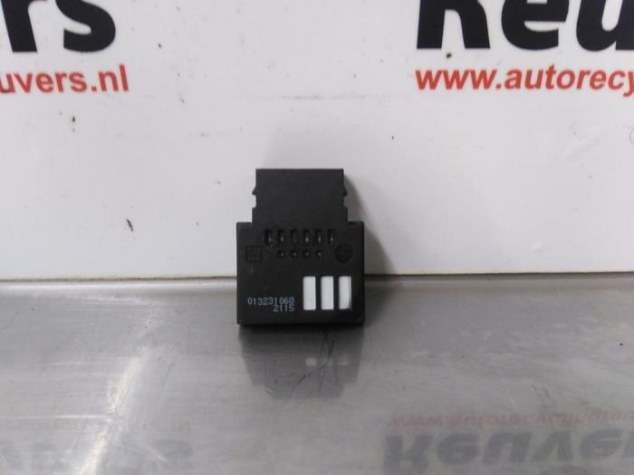Rain sensor from a Opel Ampera 1.4 16V 2013