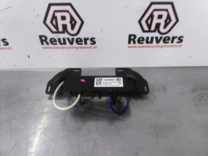 Begagnade Larmmodul Opel Ampera 1.4 16V Pris € 20,00 Marginaltabell erbjuds av Autorecycling Reuvers B.V.
