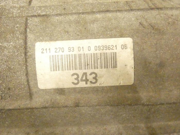 Caja de cambios de un Mercedes-Benz E Combi (S211) 3.0 E-320 CDI V6 24V 2008