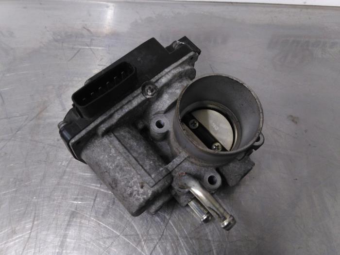 Gebrauchte Drosselklappengehäuse Opel Agila (B) 1.2 16V Preis € 35,00 Margenregelung angeboten von Autorecycling Reuvers B.V.