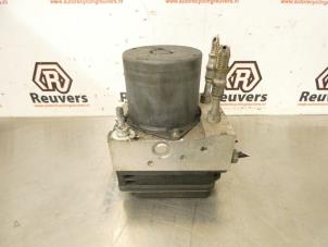 Used ABS pump Smart Forfour (454) 1.1 12V Price € 50,00 Margin scheme offered by Autorecycling Reuvers B.V.