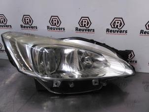 Used Headlight, right Peugeot 508 SW (8E/8U) 1.6 THP 16V Price € 200,00 Margin scheme offered by Autorecycling Reuvers B.V.