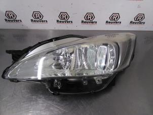 Used Headlight, left Peugeot 508 SW (8E/8U) 1.6 THP 16V Price € 175,00 Margin scheme offered by Autorecycling Reuvers B.V.