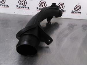 Intercooler Rohr van een Peugeot 508 SW (8E/8U) 1.6 THP 16V 2012