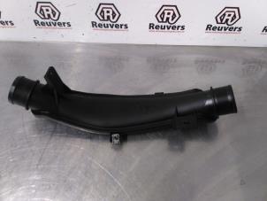 Intercooler Rohr van een Peugeot 508 SW (8E/8U) 1.6 THP 16V 2012