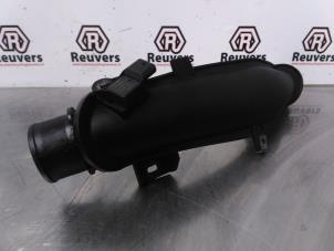 Intercooler Rohr van een Peugeot 508 SW (8E/8U) 1.6 THP 16V 2012