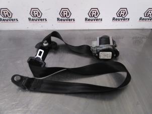 Used Front seatbelt, right Peugeot 508 SW (8E/8U) 1.6 THP 16V Price € 125,00 Margin scheme offered by Autorecycling Reuvers B.V.