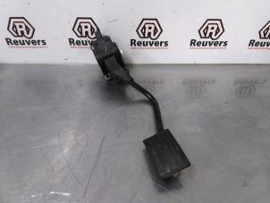 Used Accelerator pedal Peugeot 508 SW (8E/8U) 1.6 THP 16V Price € 30,00 Margin scheme offered by Autorecycling Reuvers B.V.