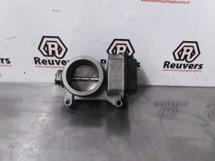 Used Throttle body Renault Clio II (BB/CB) 1.4 16V Price € 45,00 Margin scheme offered by Autorecycling Reuvers B.V.