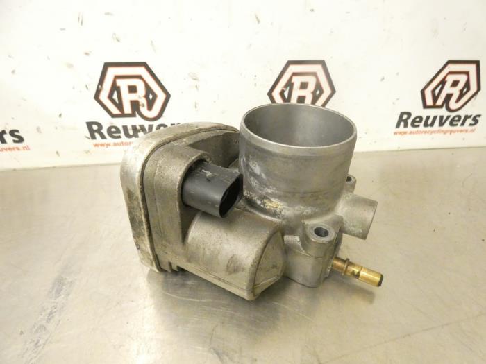Gebrauchte Drosselklappengehäuse Renault Modus/Grand Modus (JP) 1.6 16V Preis € 35,00 Margenregelung angeboten von Autorecycling Reuvers B.V.