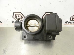 Used Throttle body Renault Clio II (BB/CB) 1.4 16V Price € 75,00 Margin scheme offered by Autorecycling Reuvers B.V.