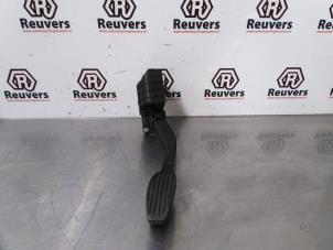 Used Accelerator pedal Ford Ka II 1.2 Price € 20,00 Margin scheme offered by Autorecycling Reuvers B.V.