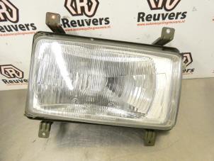Used Headlight, left Volkswagen LT I 2.4 TD 40-55 Price € 40,00 Margin scheme offered by Autorecycling Reuvers B.V.