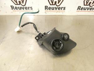 Used Steering wheel mounted radio control Toyota iQ 1.0 12V VVT-i Price € 25,00 Margin scheme offered by Autorecycling Reuvers B.V.