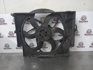 Used Fan motor BMW 3 serie Touring (E91) 320d 16V Price € 50,00 Margin scheme offered by Autorecycling Reuvers B.V.
