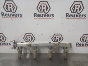 Used Fuel injector nozzle Kia Rio III (UB) 1.2 CVVT 16V Price € 50,00 Margin scheme offered by Autorecycling Reuvers B.V.