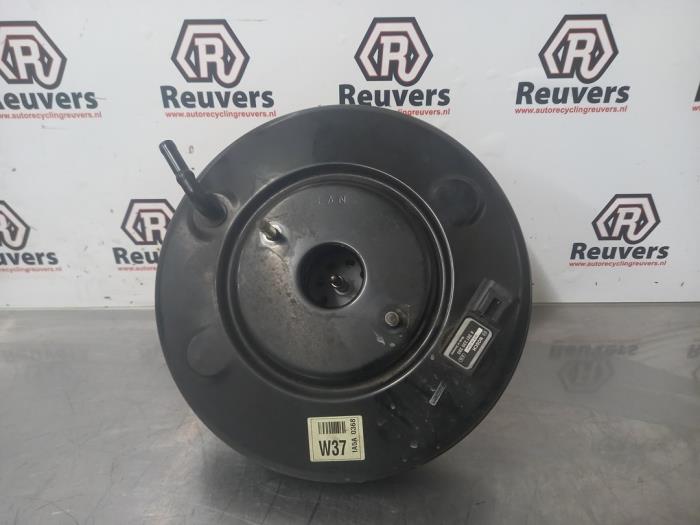 Usagé Servo frein Kia Rio III (UB) 1.2 CVVT 16V Prix € 30,00 Règlement à la marge proposé par Autorecycling Reuvers B.V.