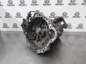 Usagé Boîte de vitesse Kia Rio III (UB) 1.4 CVVT 16V Prix € 300,00 Règlement à la marge proposé par Autorecycling Reuvers B.V.
