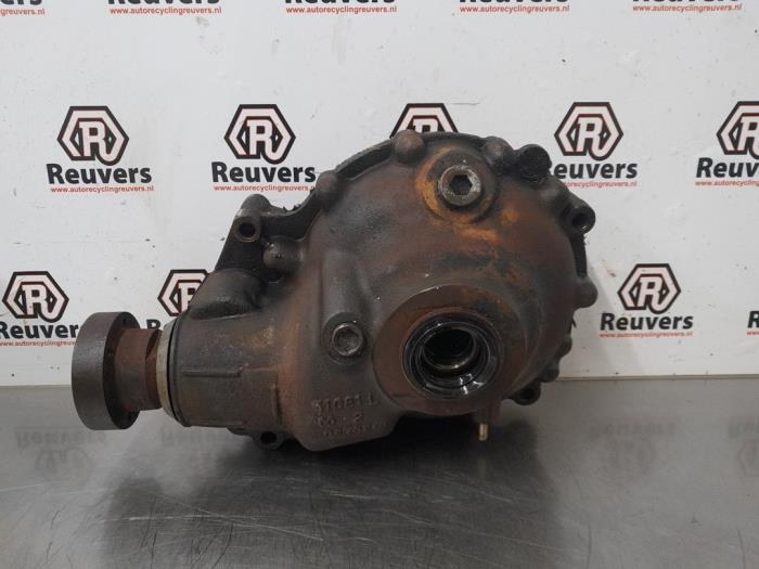 Gebrauchte Differential vorne Landrover Range Rover III (LM) 4.4 V8 32V Preis € 250,00 Margenregelung angeboten von Autorecycling Reuvers B.V.