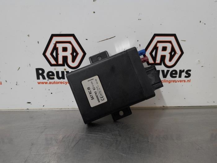 Usagé Module pompe carburant Landrover Range Rover III (LM) 4.4 V8 32V Prix € 25,00 Règlement à la marge proposé par Autorecycling Reuvers B.V.