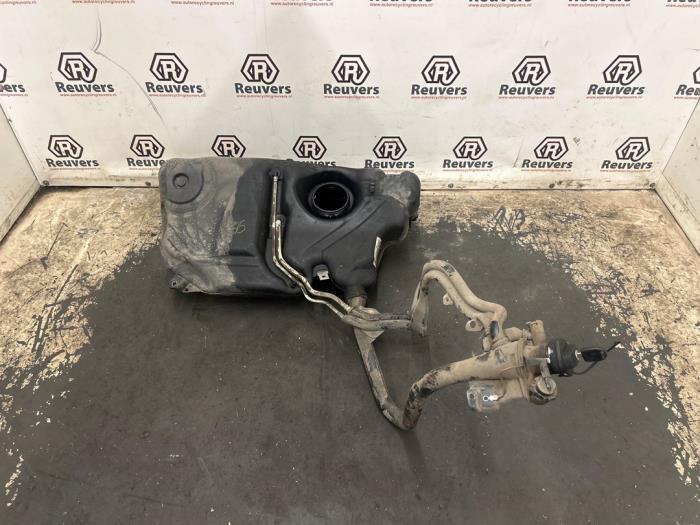 Begagnade Tank Seat Ibiza IV (6J5) 1.2 TDI Ecomotive Pris € 50,00 Marginaltabell erbjuds av Autorecycling Reuvers B.V.