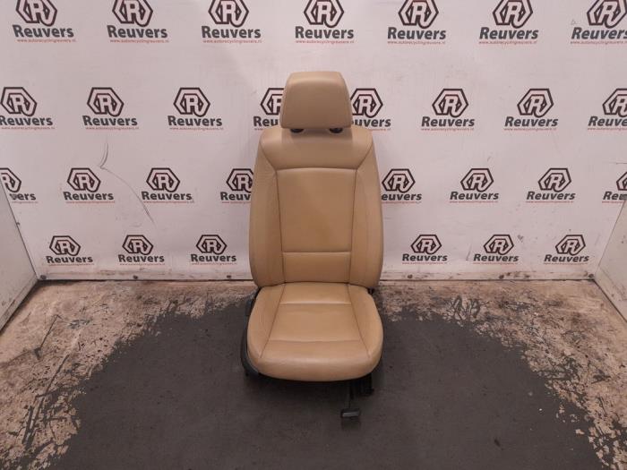 Używane Fotel prawy BMW 1 serie (E87/87N) 118d 16V Cena € 125,00 Procedura marży oferowane przez Autorecycling Reuvers B.V.