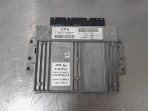 Engine management computer from a Peugeot 407 (6D) 1.8 16V 2005