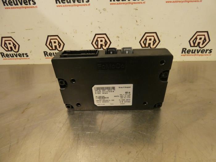 Usagé Module Bluetooth Ford Fiesta 6 (JA8) 1.0 EcoBoost 12V 100 Prix € 50,00 Règlement à la marge proposé par Autorecycling Reuvers B.V.
