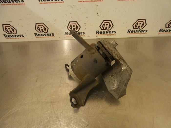 Used Engine mount Ford EcoSport (JK8) 1.0 EcoBoost 12V 125 Price € 30,00 Margin scheme offered by Autorecycling Reuvers B.V.