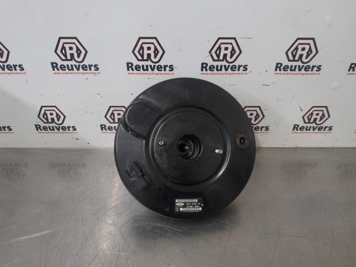 Usados Servofreno Ford Focus 3 Wagon 1.0 Ti-VCT EcoBoost 12V 125 Precio € 50,00 Norma de margen ofrecido por Autorecycling Reuvers B.V.