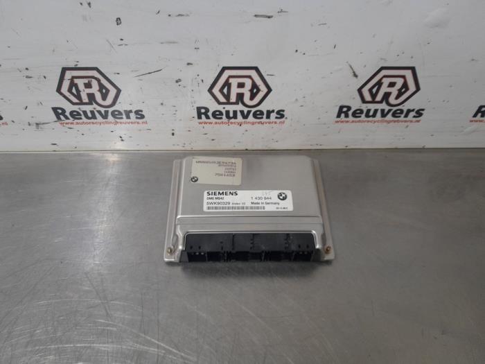 Used Engine management computer BMW 3 serie (E46/4) 323i 24V Price € 60,00 Margin scheme offered by Autorecycling Reuvers B.V.